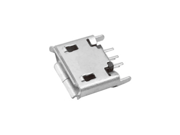 What market conditions should connector manufacturers pay attention to